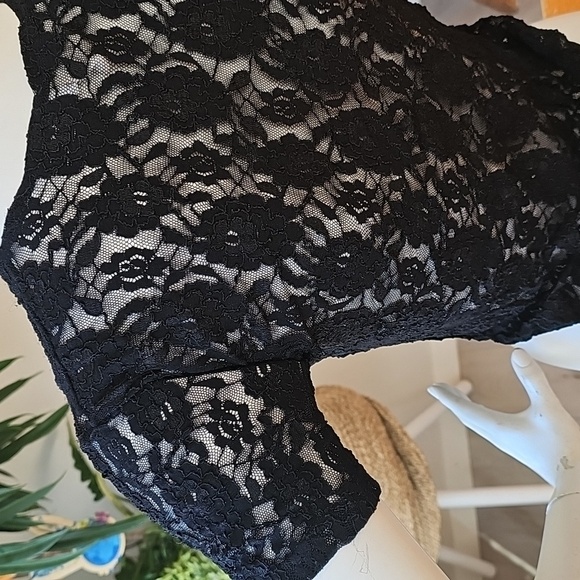 Vintage Jonden Romantic Goth Black Floral Lace Shortsleeve Bodysuit Small - Picture 10 of 16